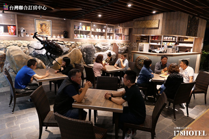 111701208.jpg (800×533)