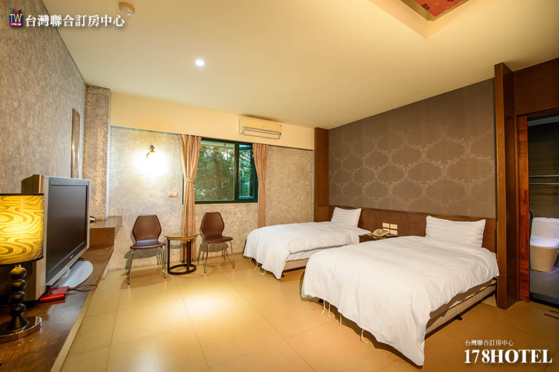 119171924.jpg (800×533)