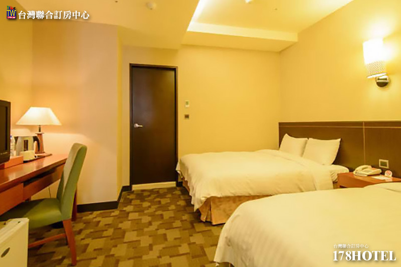 137229000.jpg (800×533)