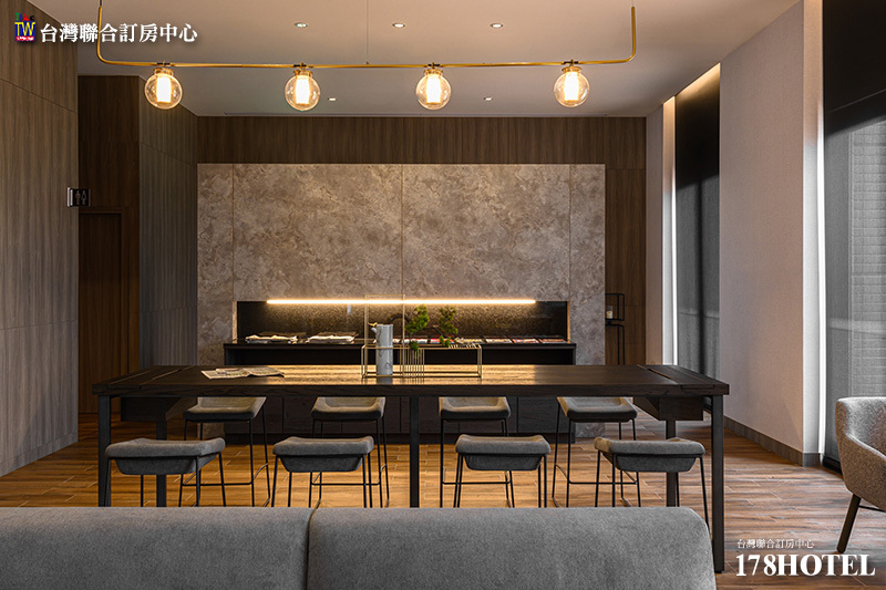 208560882.jpg (800×533)