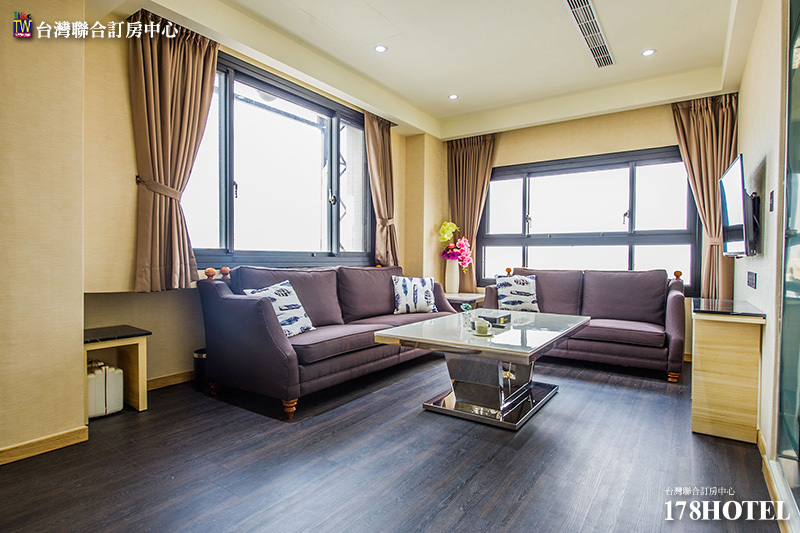 276153432.jpg (800×533)