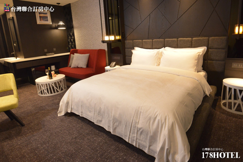 303078628.jpg (800×533)