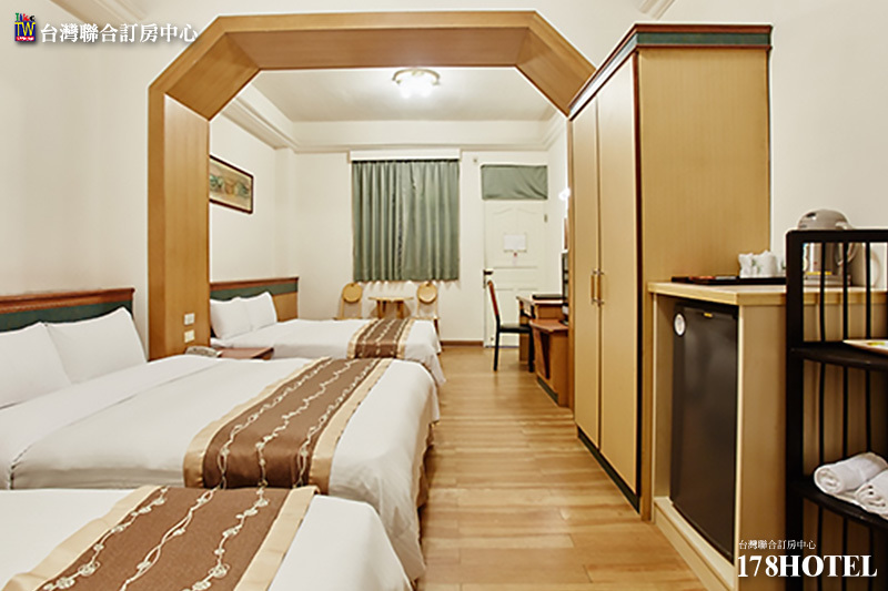 837219008.jpg (800×533)