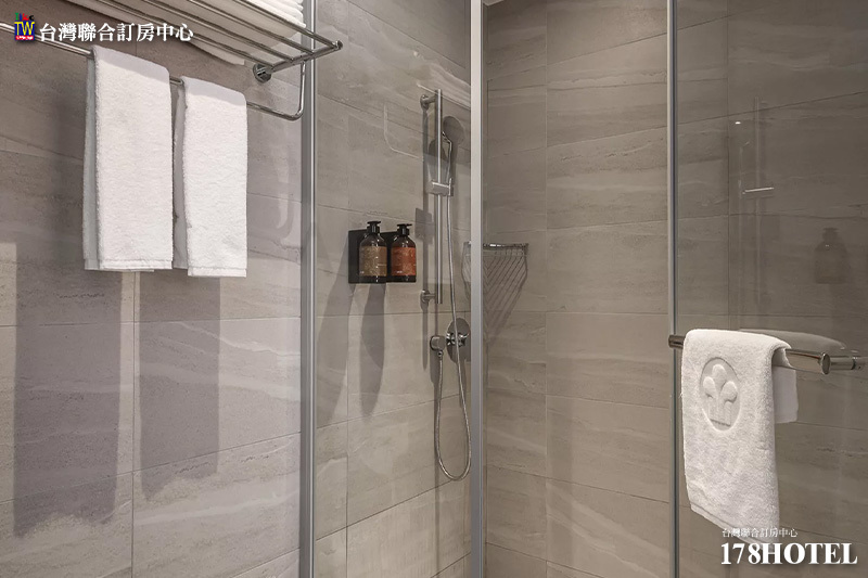 921088766.jpg (800×533)