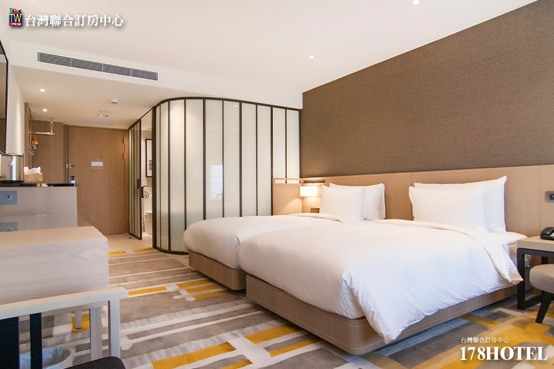 926001255.jpg (800×533)