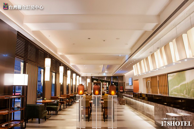 THESalon1.jpg (800×533)